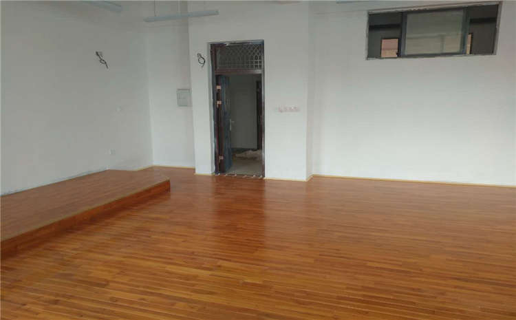 拼接板風雨操場地板哪個品牌好?