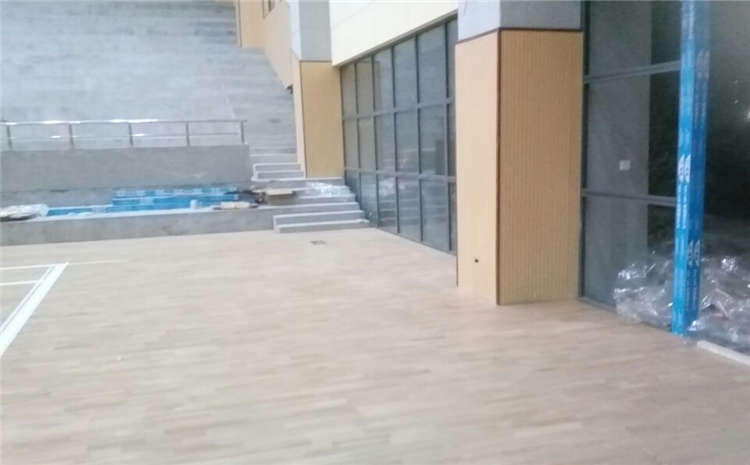 拼接板體育館實木地板哪個牌子好?