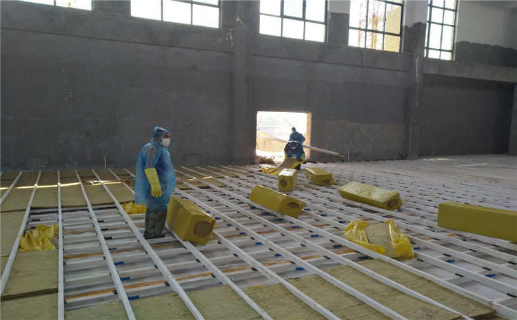 學(xué)校體育木地板廠家直銷