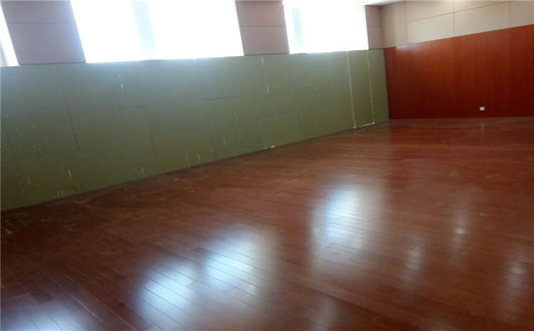 專業(yè)的體育木地板怎么翻新