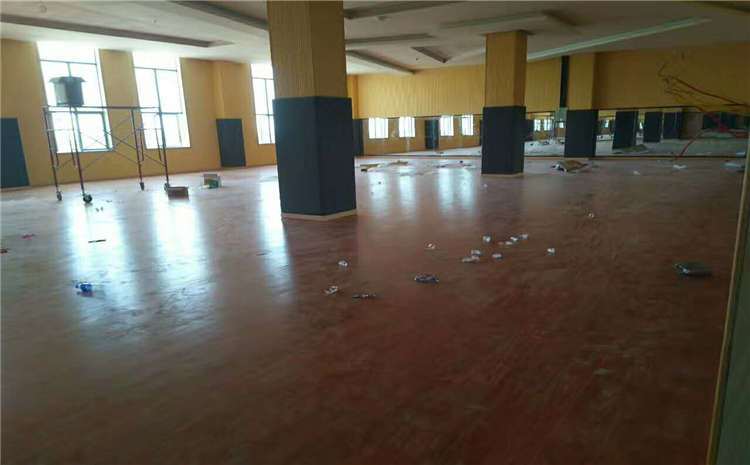 室內(nèi)運(yùn)動(dòng)實(shí)木地板廠家