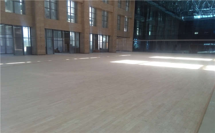 內(nèi)蒙古企口實(shí)木運(yùn)動(dòng)地板廠家電話(huà)