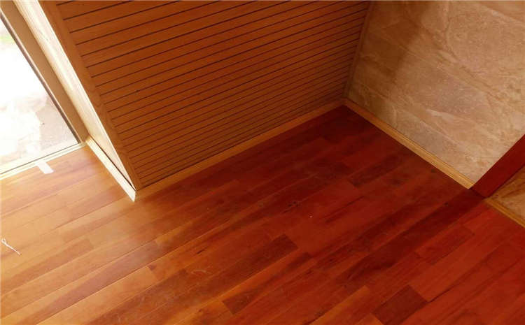 22厚舞臺木地板批發(fā)價(jià)格