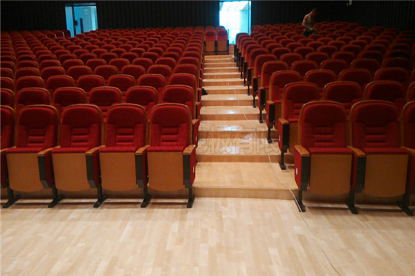 湖南婁底文化館舞臺(tái)木地板案例 湖南婁底文化館舞臺(tái)木地板案例
